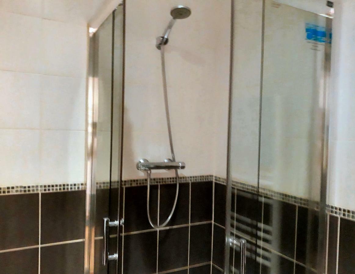 Appartements Le Vivier 1Er Ou Rez De Chaussee Avec Parking Boulogne-sur-Mer Luaran gambar